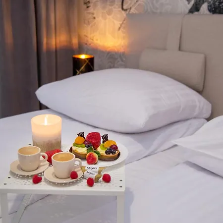 Maya's Flats & 16 - Nadmotlawie Appartement