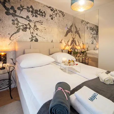 Maya's Flats & 16 - Nadmotlawie Апартаменты