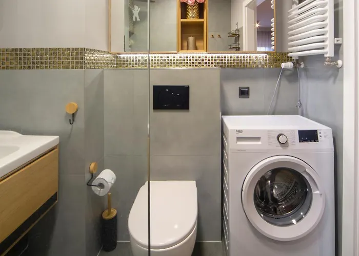 Maya's Flats & 16 - Nadmotlawie Apartman *