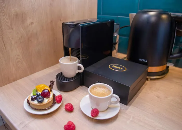 Maya's Flats & 16 - Nadmotlawie